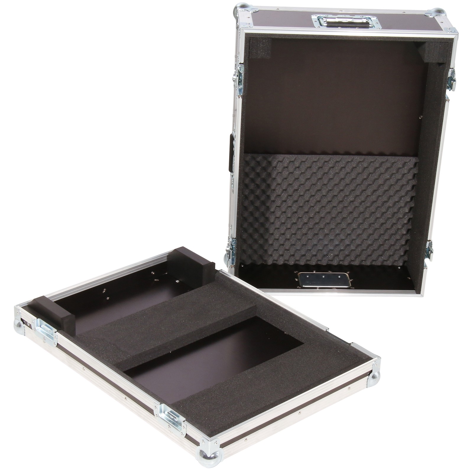 Innenausstattung des Thon Mixer Case A&H Qu-16