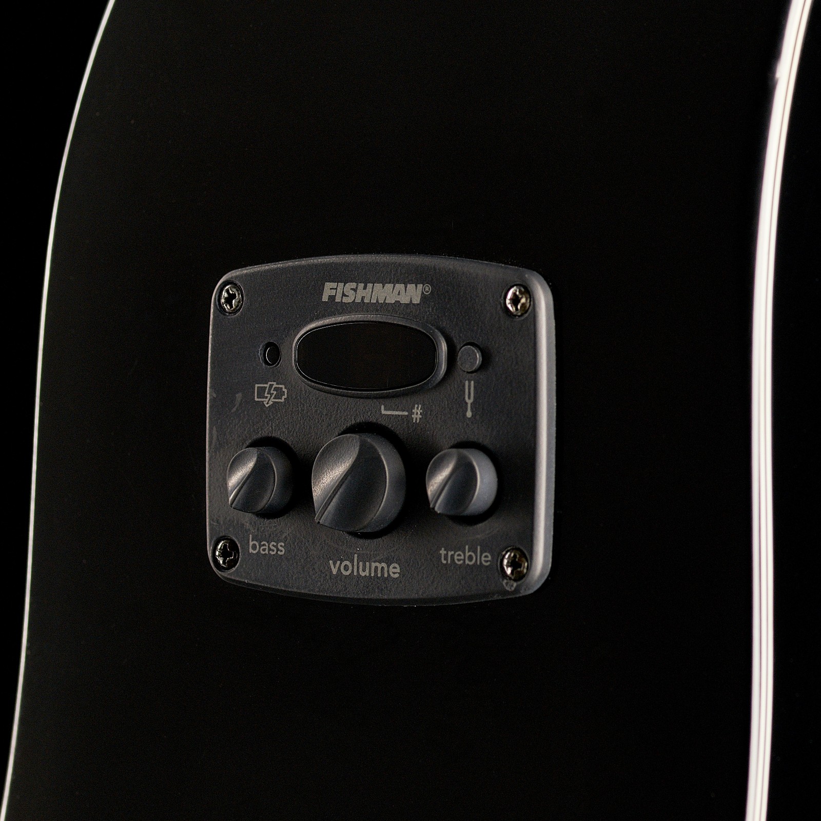 Preamp in der Zarge der Fender CD-60SCE Blk WN