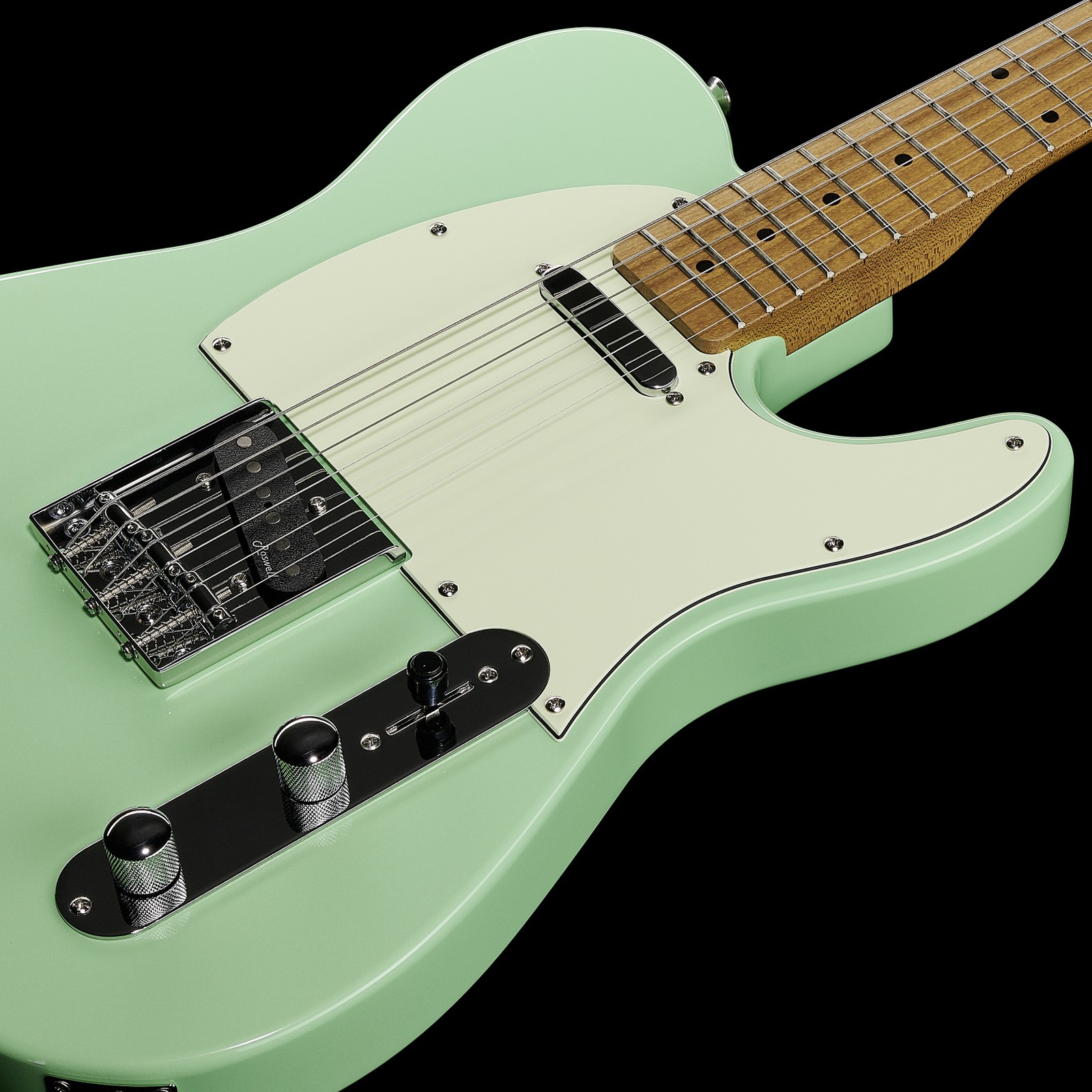Grüne E-Gitarre mit zwei Singlecoils