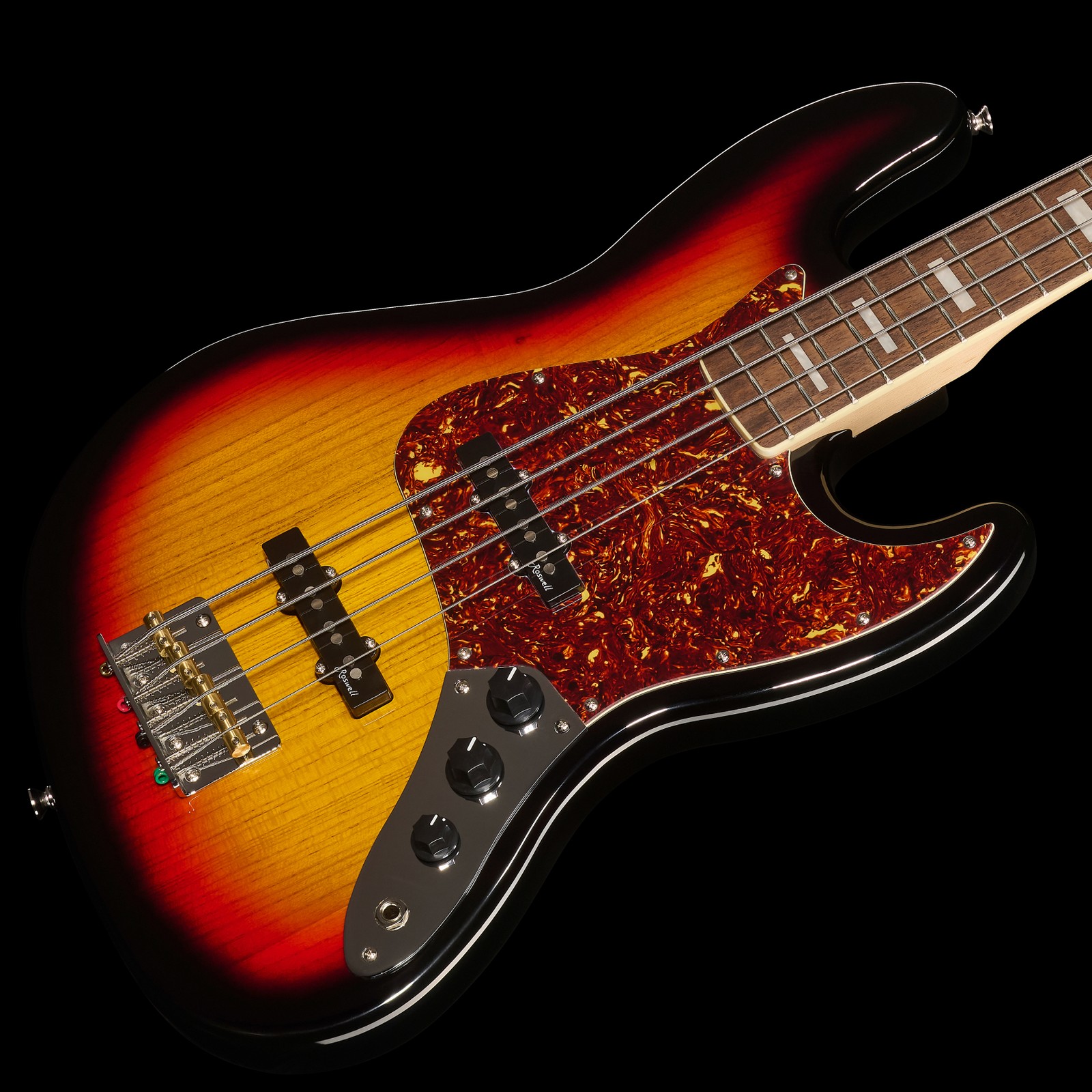 Decke mit Tonabnehmern des Harley Benton JB-75 SB Vintage Series E-Bass