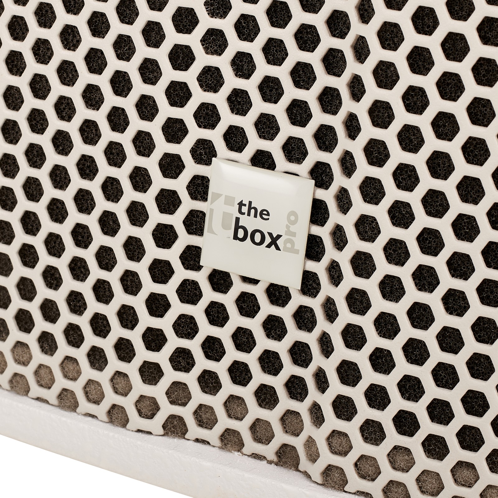 the box pro Logo der Achat 110 M WH PA-Box