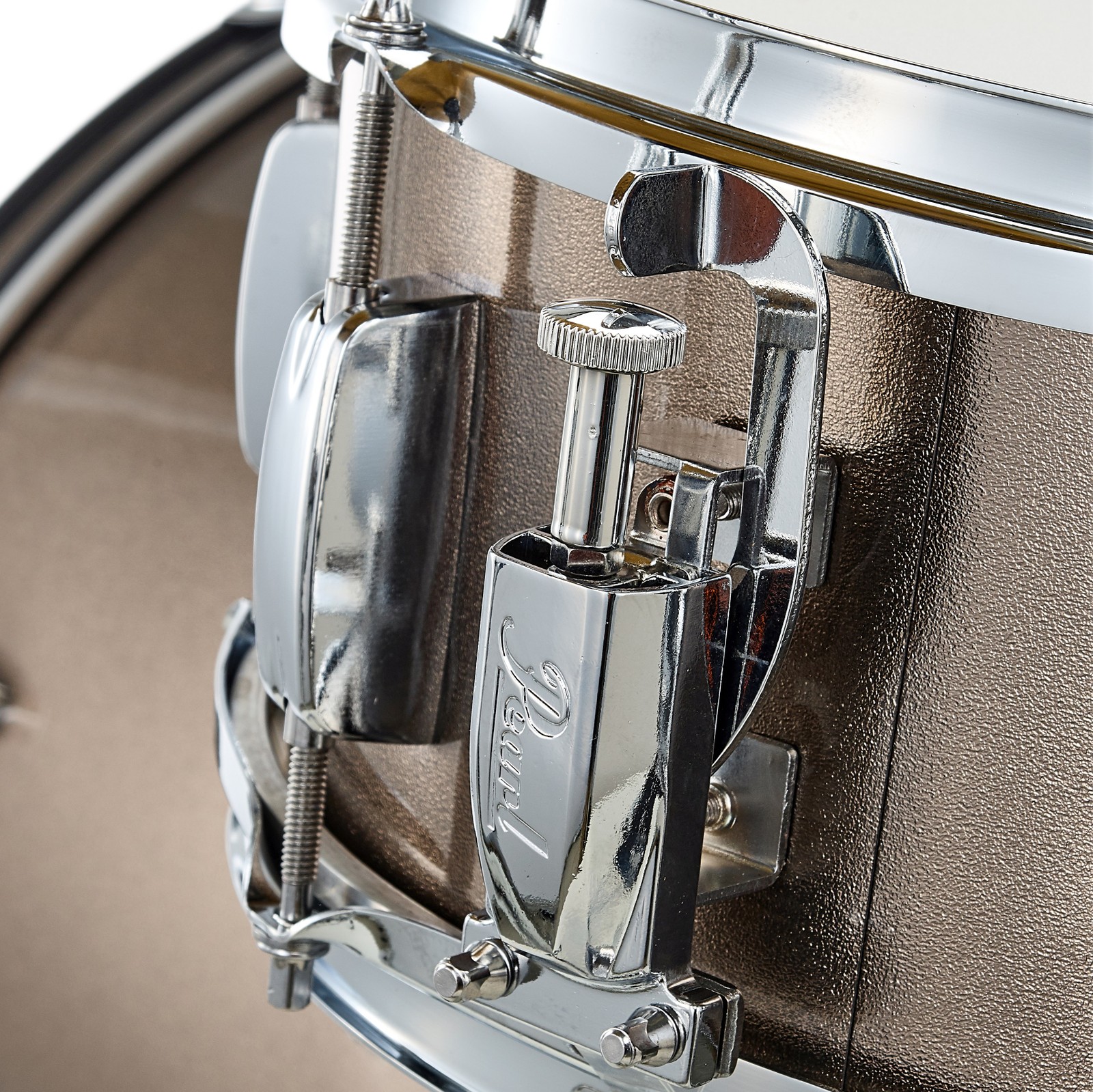 Snareabhebung der 14" x 5,5" Pearl Roadshow Snare Drum