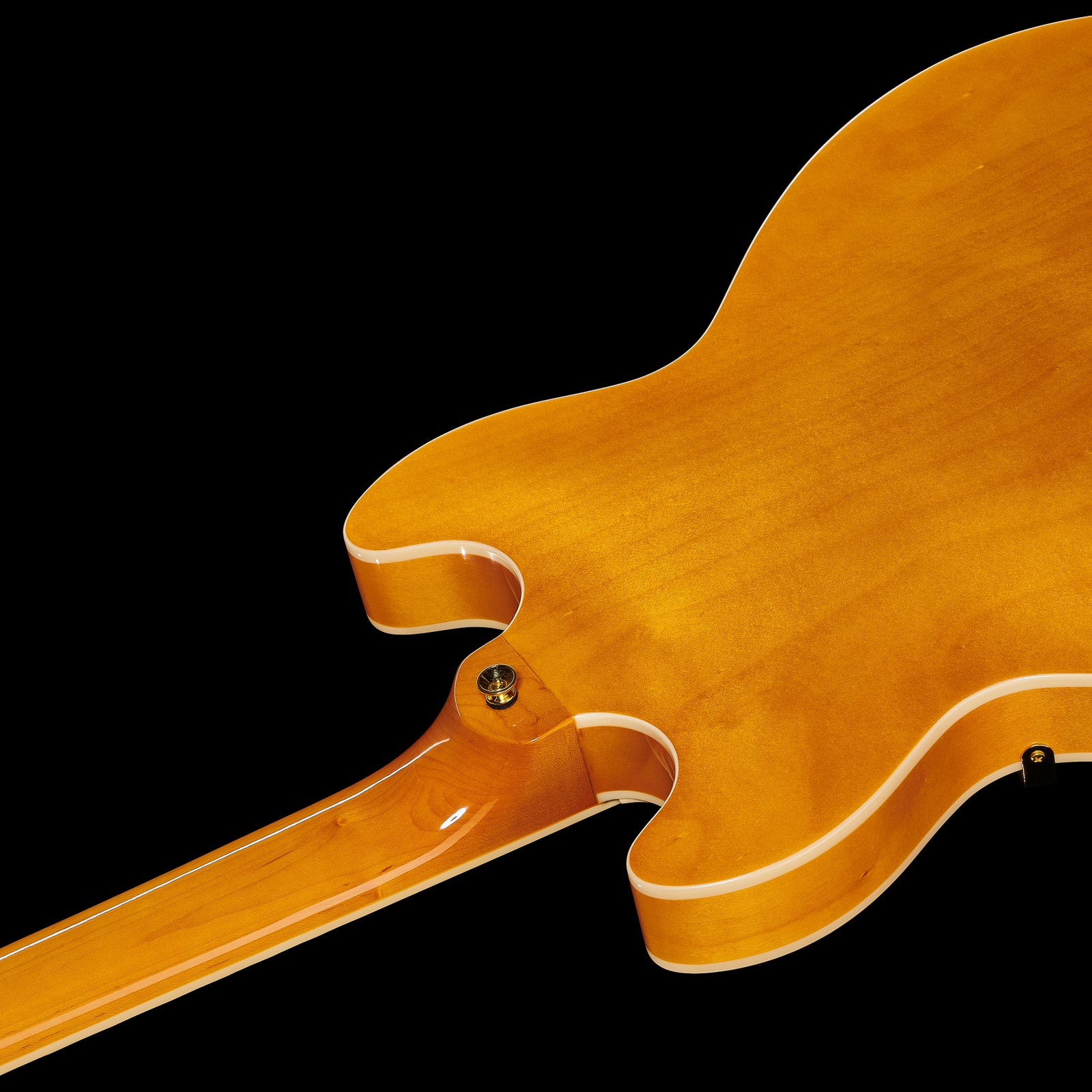 Natural back of the Harley Benton HB-35Plus Metallic Green