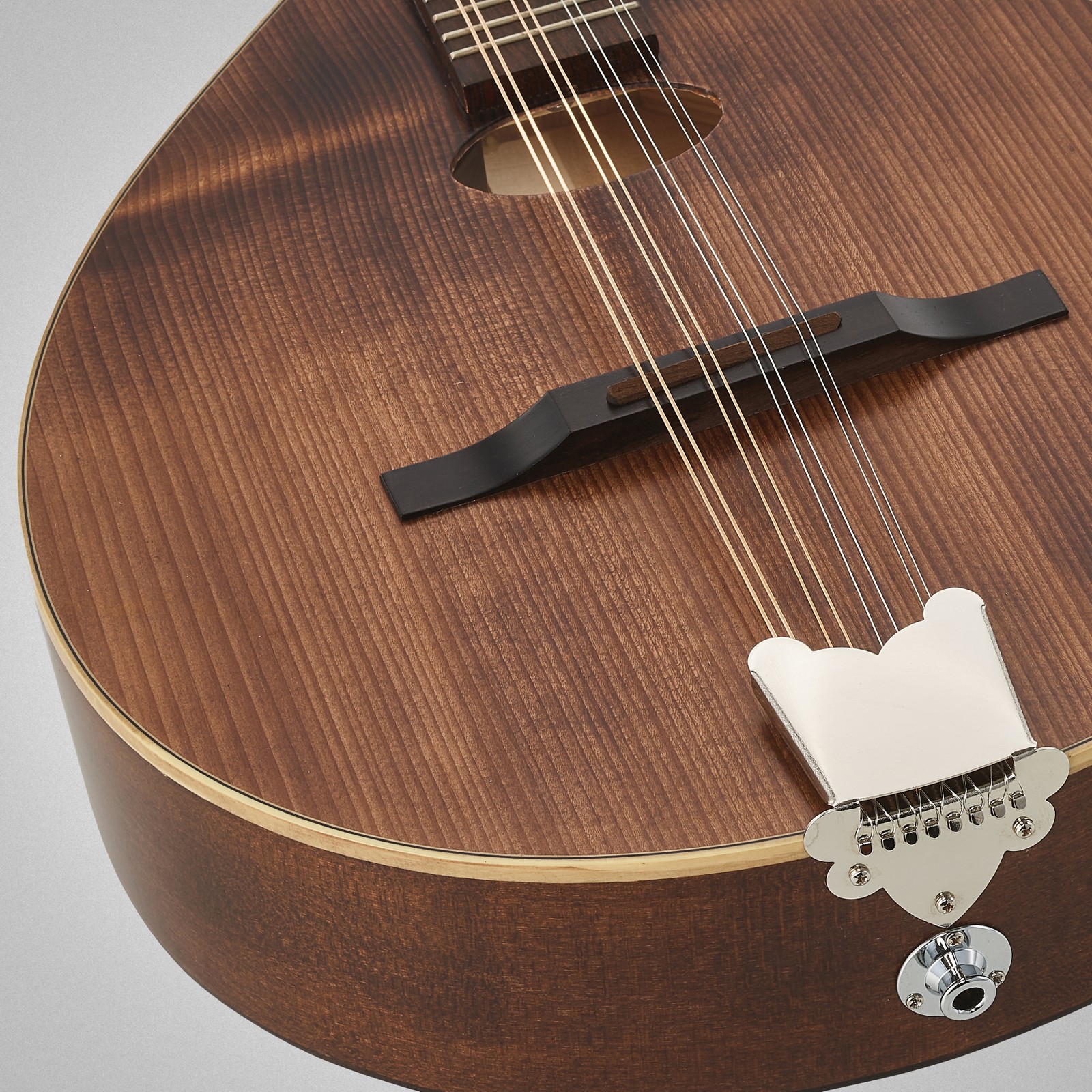 Korpus der Thomann Octave Mandolin 1087A-P mit Fichtendecke