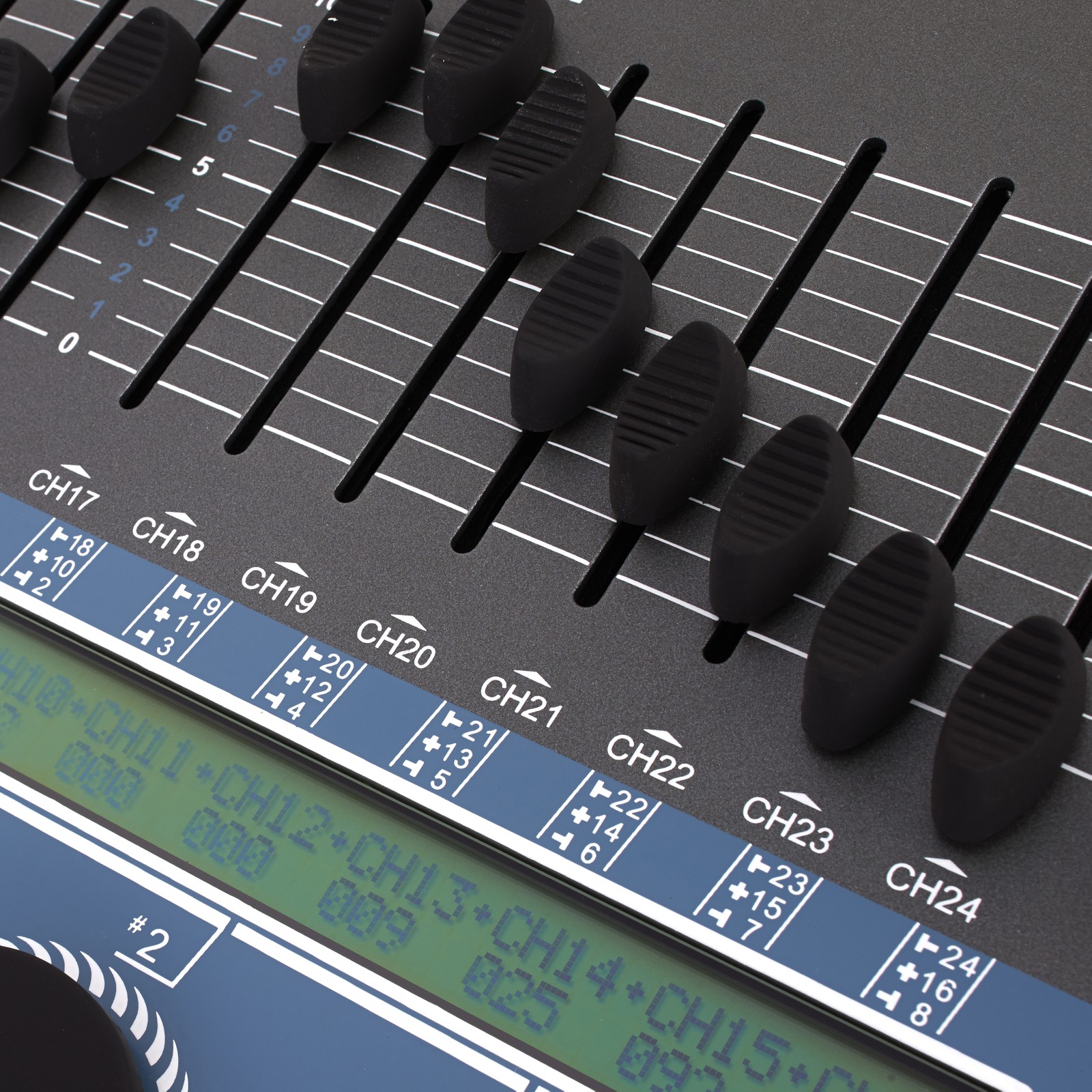 Fader des Stairville DMX Invader 2420 MK II Lichtsteuerpult