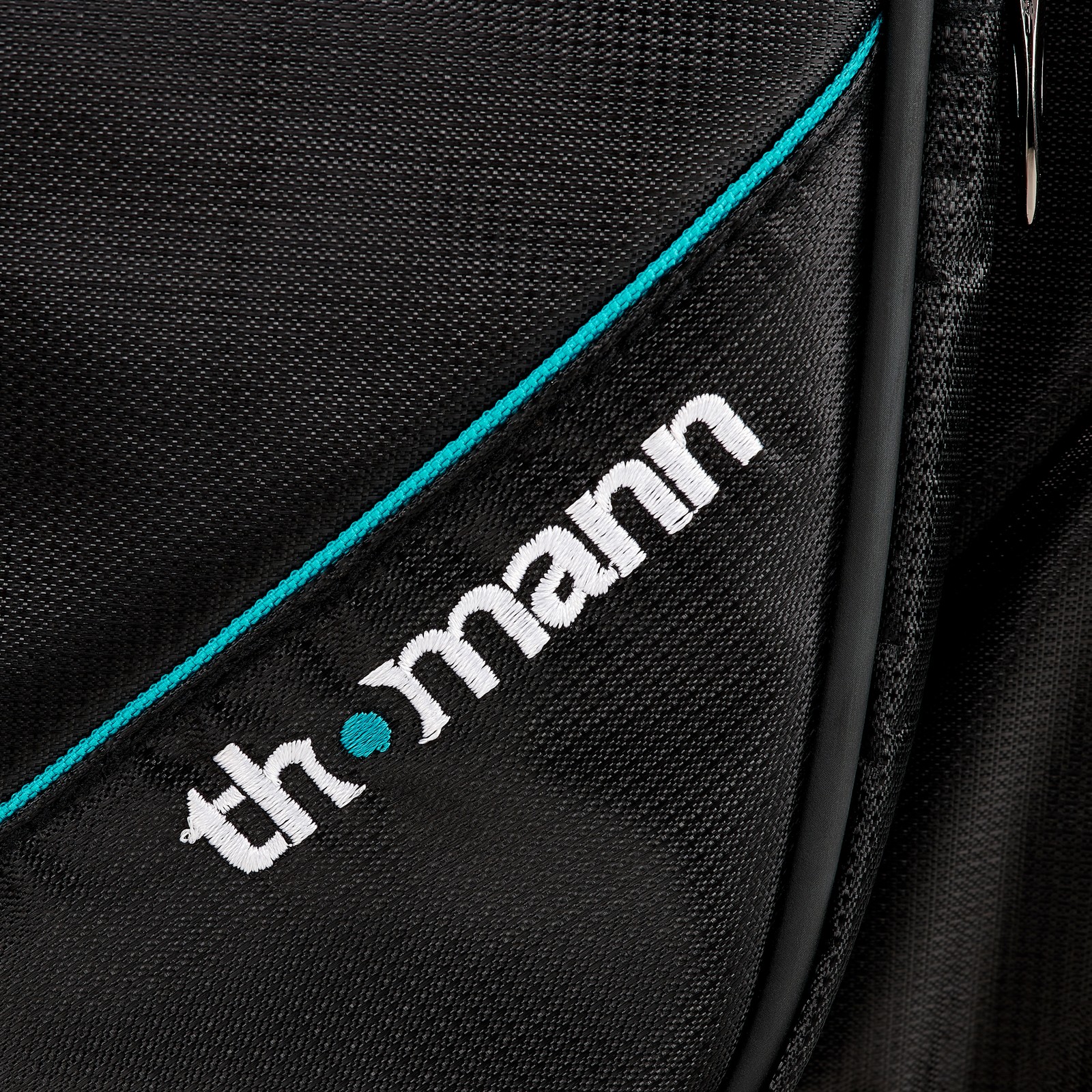 Thomann logo on the Voyager Baritone bag