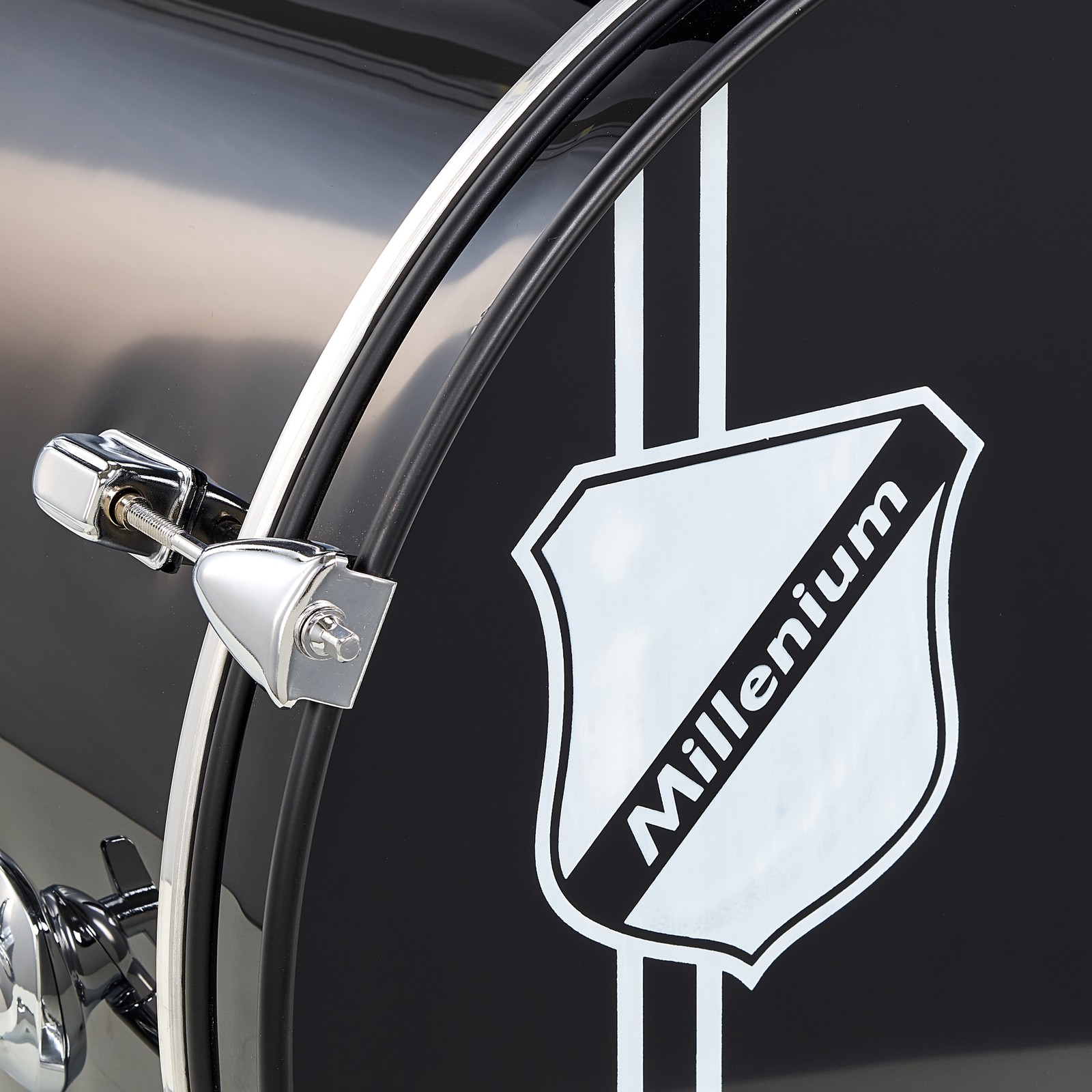 Millenium Focus Bassdrum Frontfell