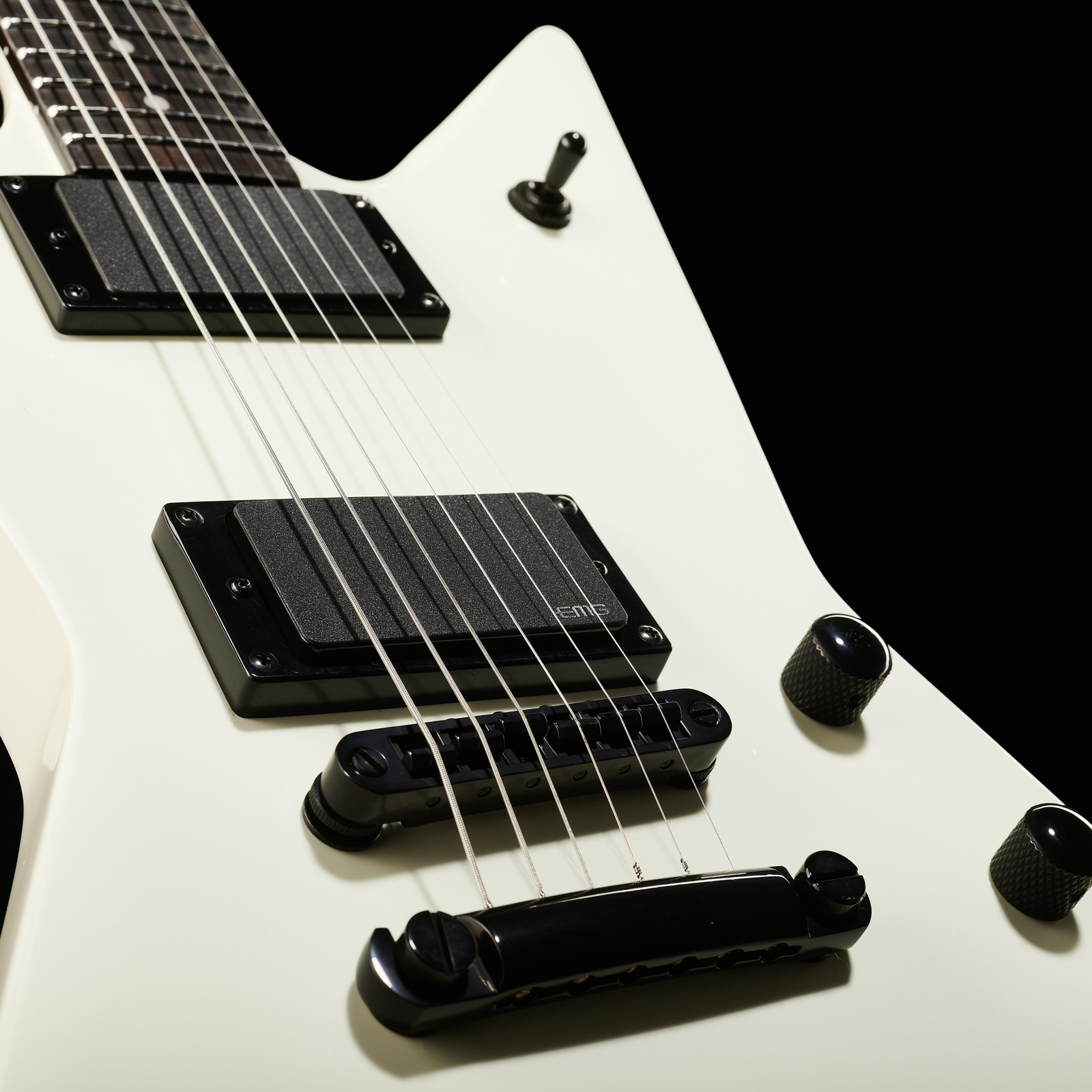 EMG 81 und EMG 60 in der Harley Benton EX-84 Modern EMG VW