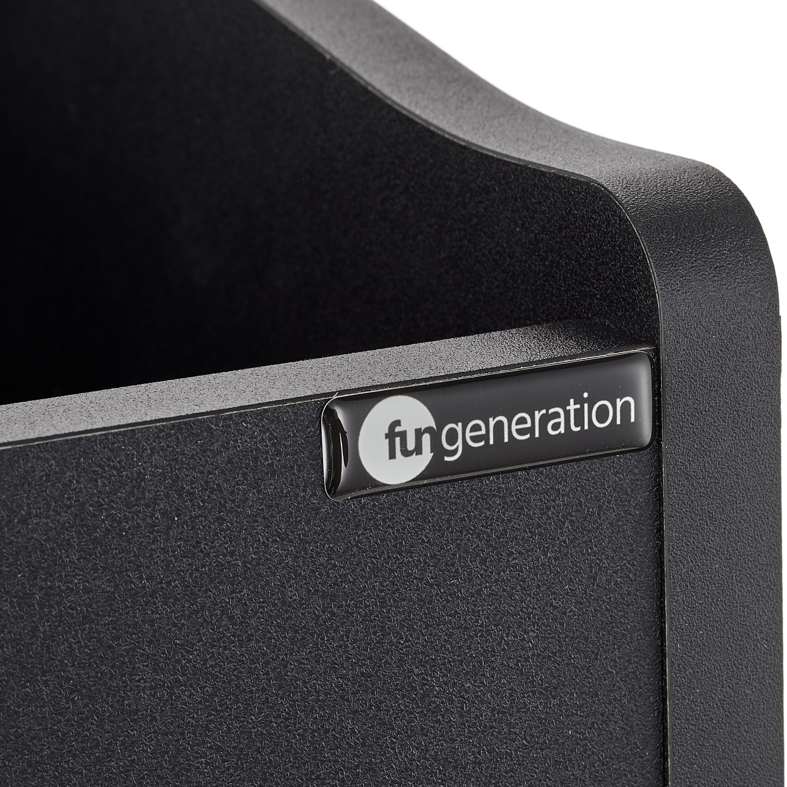 Fun Generation Herstellerlogo auf dem Vinyl Rack Three Top Black
