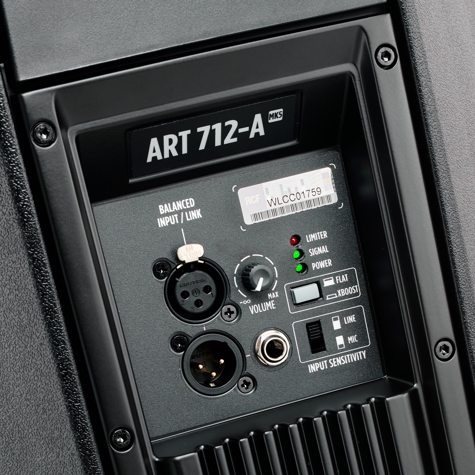 Bedienelemente des RCF ART 712-A MK V Lautsprechers