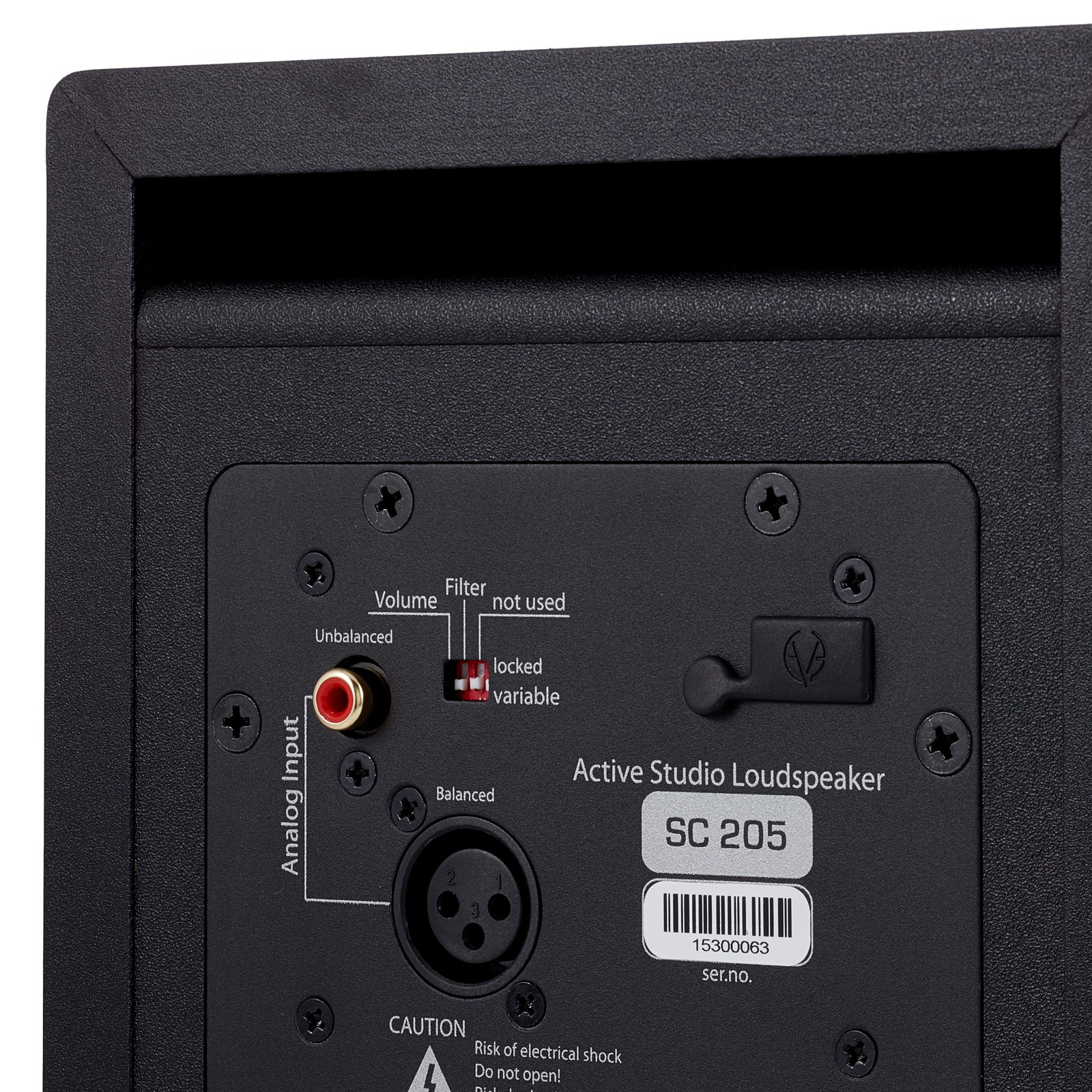 Anschluss und Schalter am aktiven EVE Audio SC205 2-Wege Studiomonitor