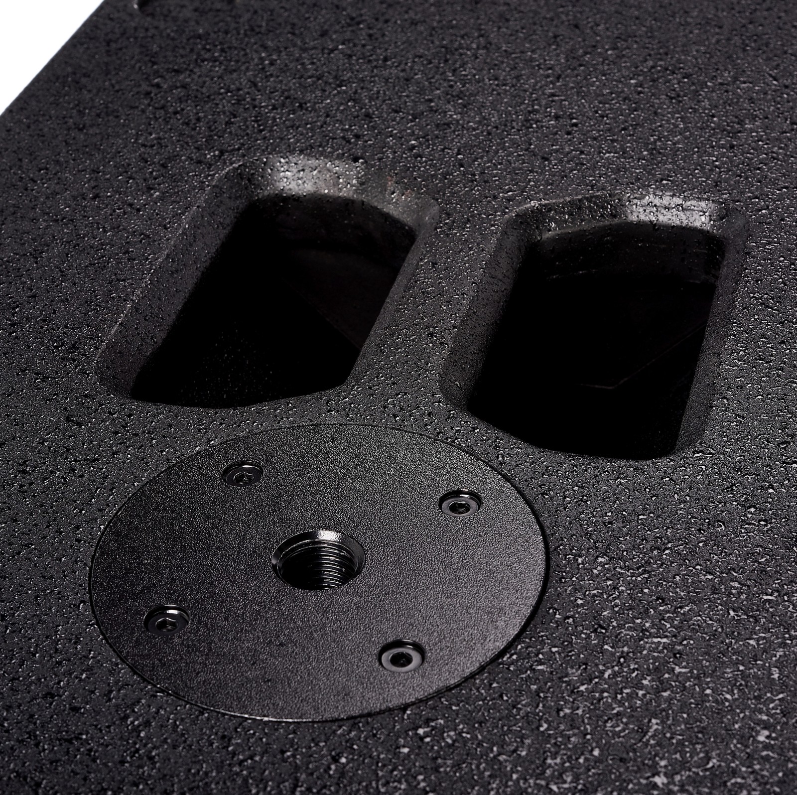 Carrying handle on the dB Technologies SUB 612 Subwoofer