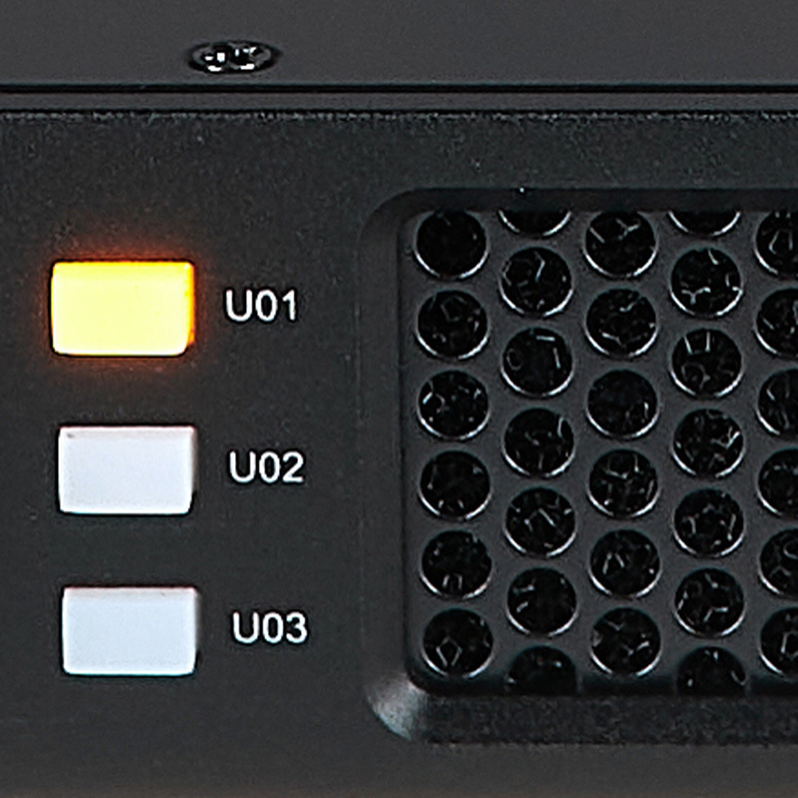 the t.racks DSP 4x4 Amp100V Buttons Frontseite