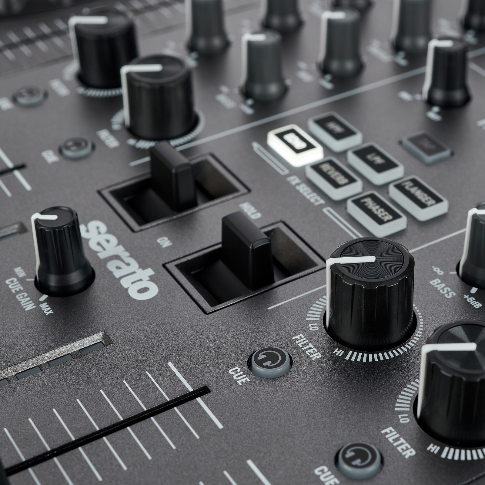 Detailansicht vom Numark NS 4 FX 4-Kanal DJ Controller