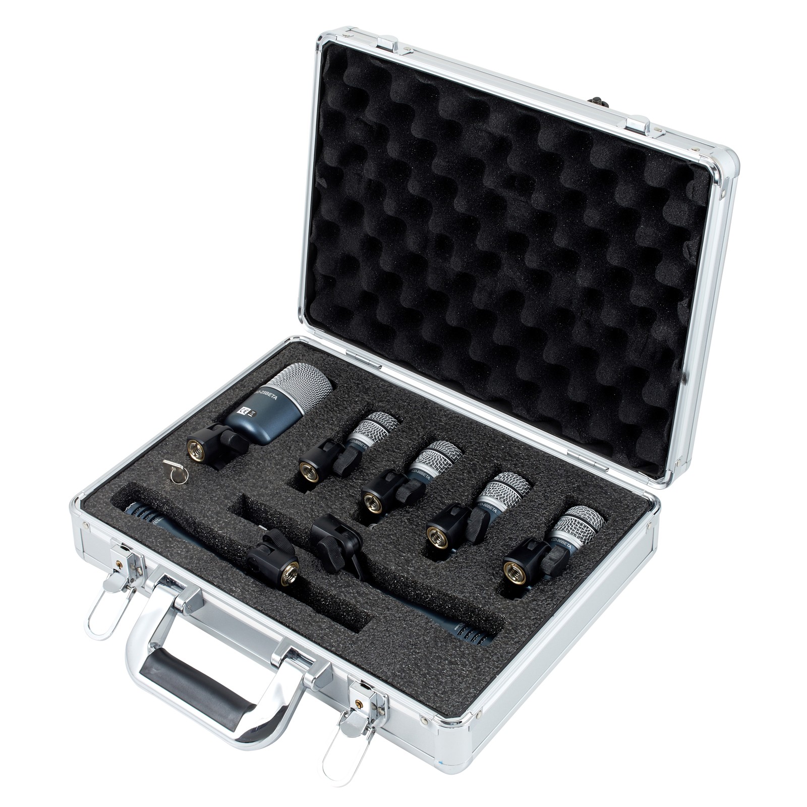 Le kit de microphones pour batterie t.bone DC 4000 est livré dans un étui en aluminium.