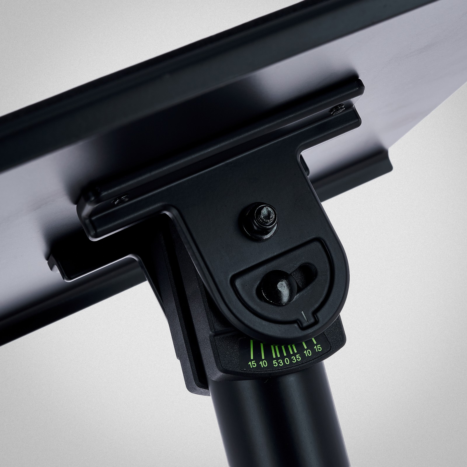 Kippmechanismus des Gravity SP 3102 Stativs