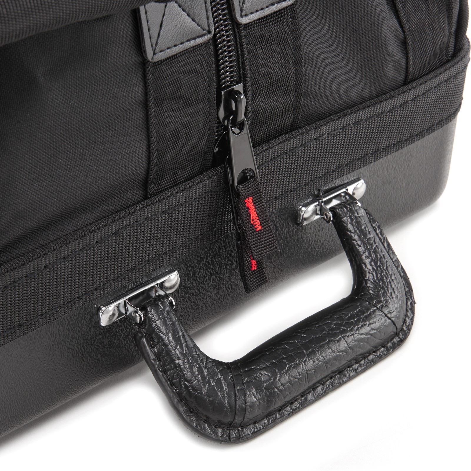 Handle on the Gator Drum Hardware Bag HDWE1436PE