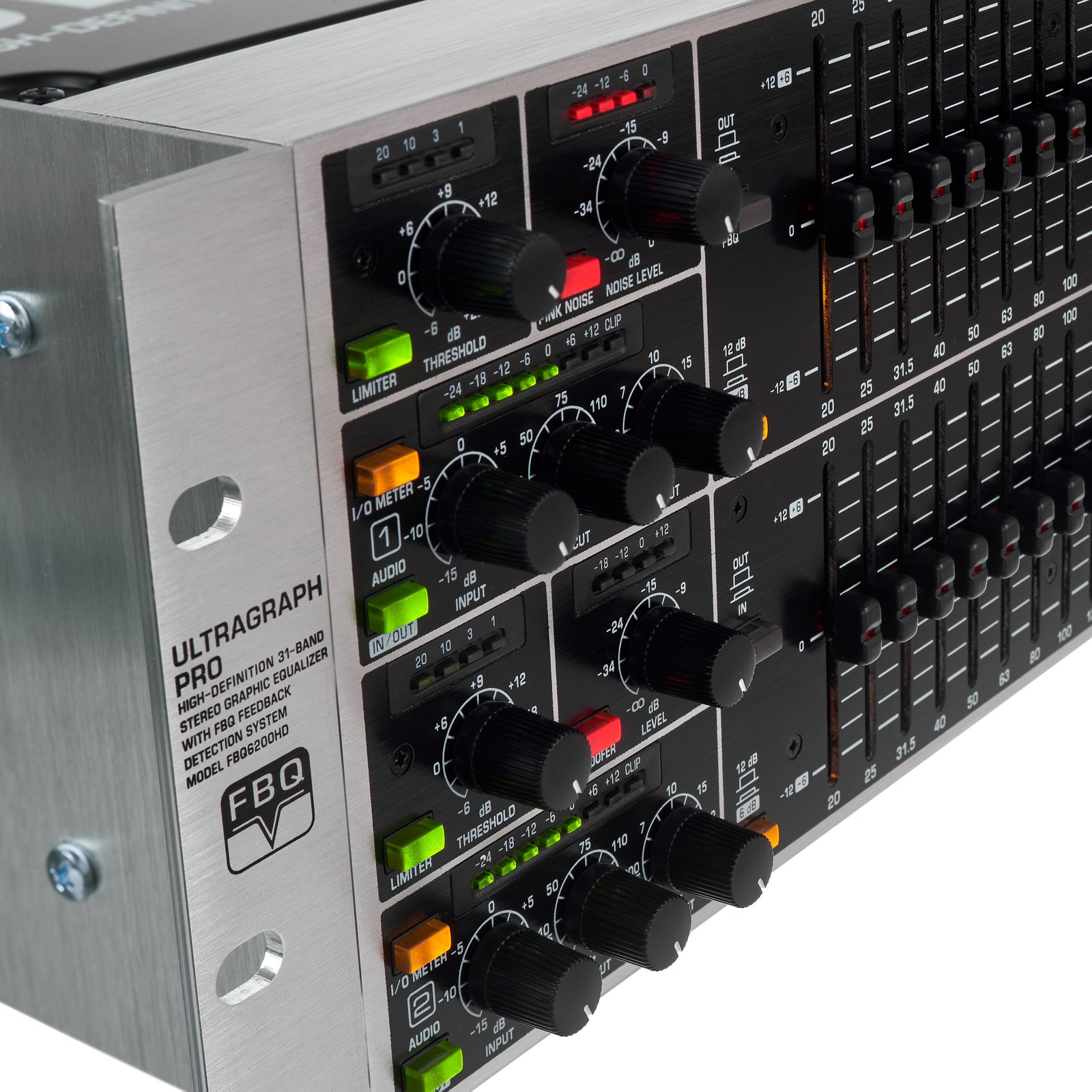 Orejas de bastidor del Behringer FBQ6200HD Ultragraph Pro