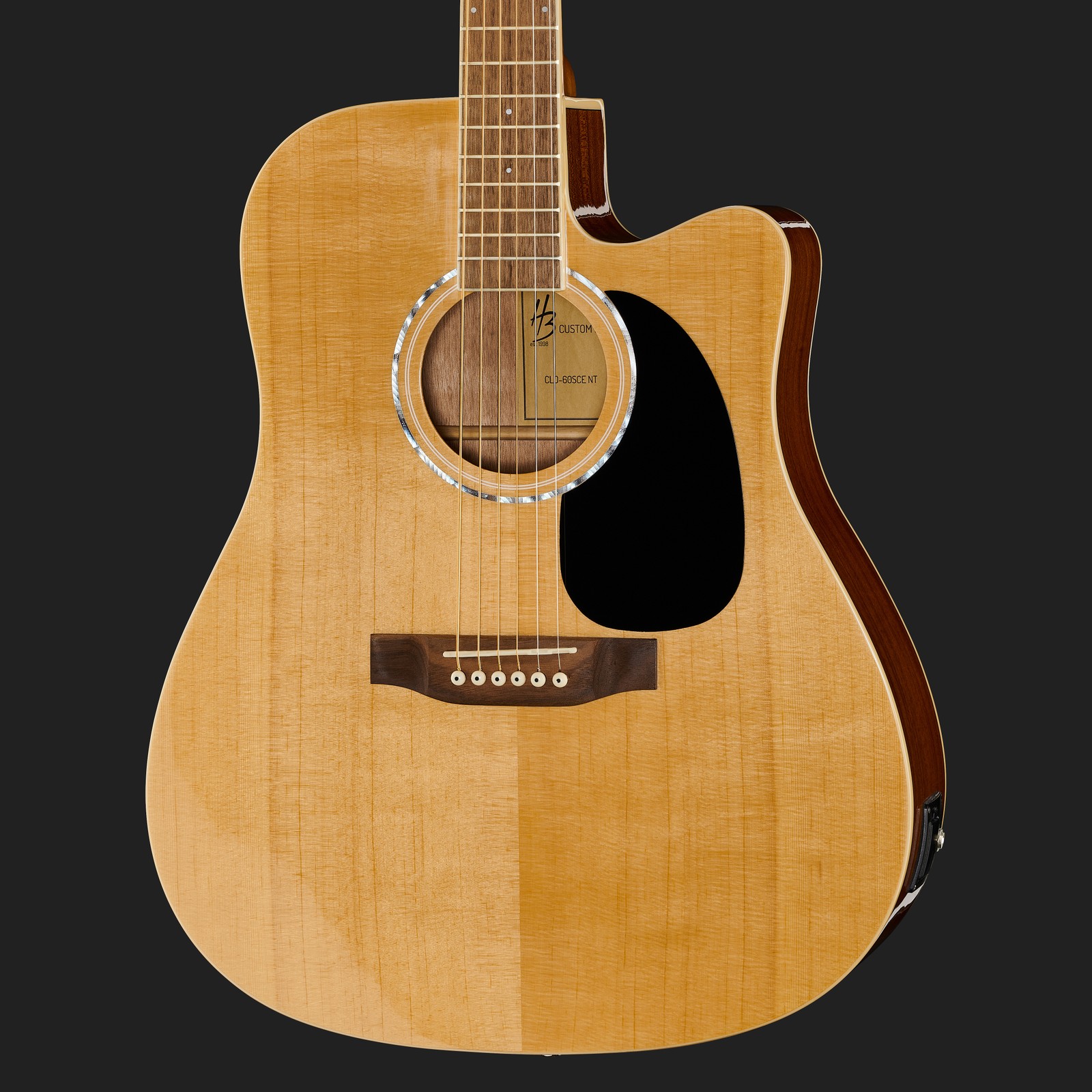 Korpus der Harley Benton CLD-60SCE NT Custom Line Westerngitarre mit Tonabnehmer