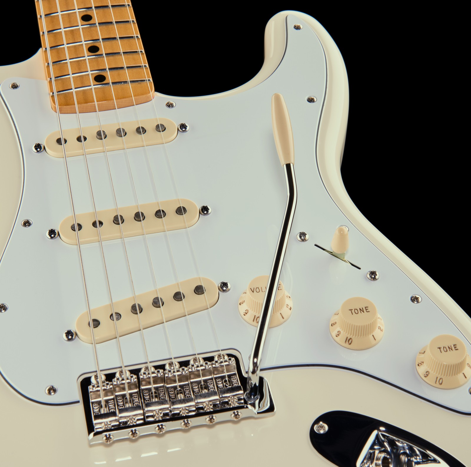 Bridge and pickups of the Fender Jimi Hendrix Strat OWH electric guitar
