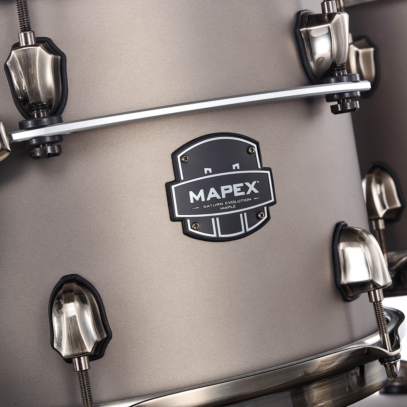 Mapex Saturn Evolution Maple Racktom mit Herstellerlogo