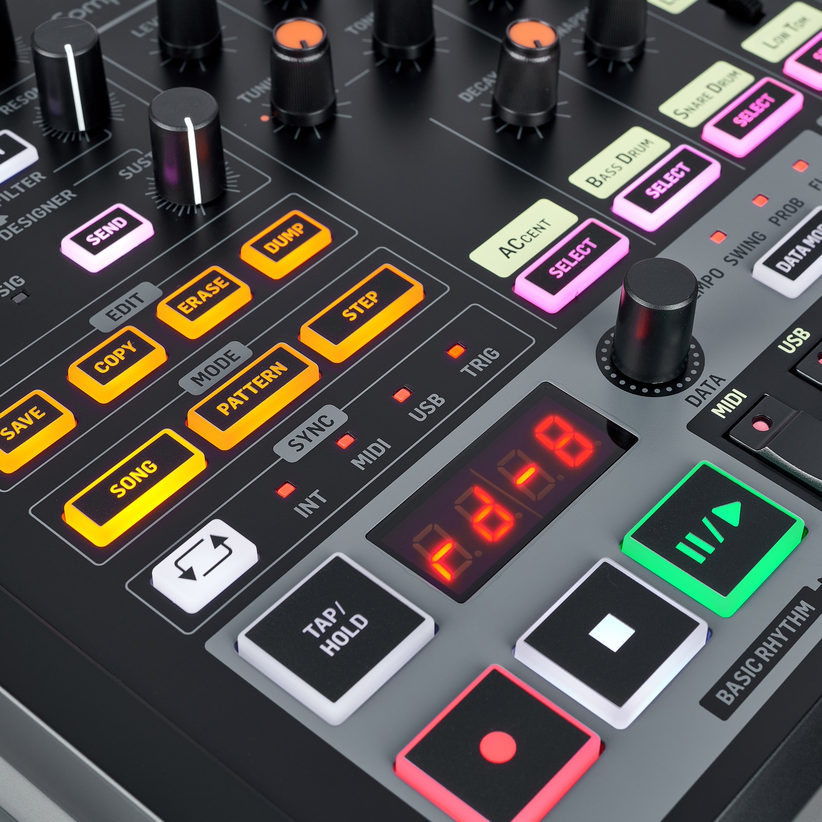 Pulsanti retroilluminati della drum machine Behringer RD-8 MKII