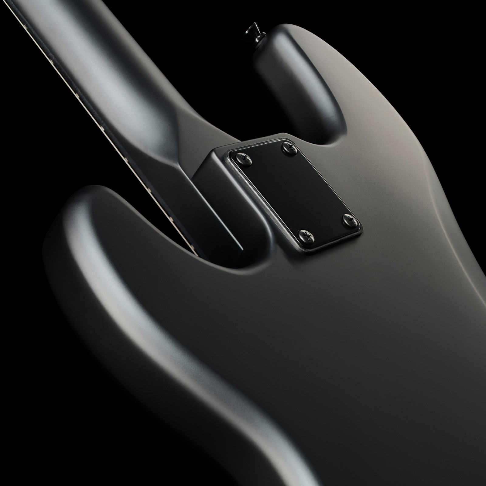 Halsübergang des Harley Benton PJ-4 SBK Deluxe Serie E-Bass