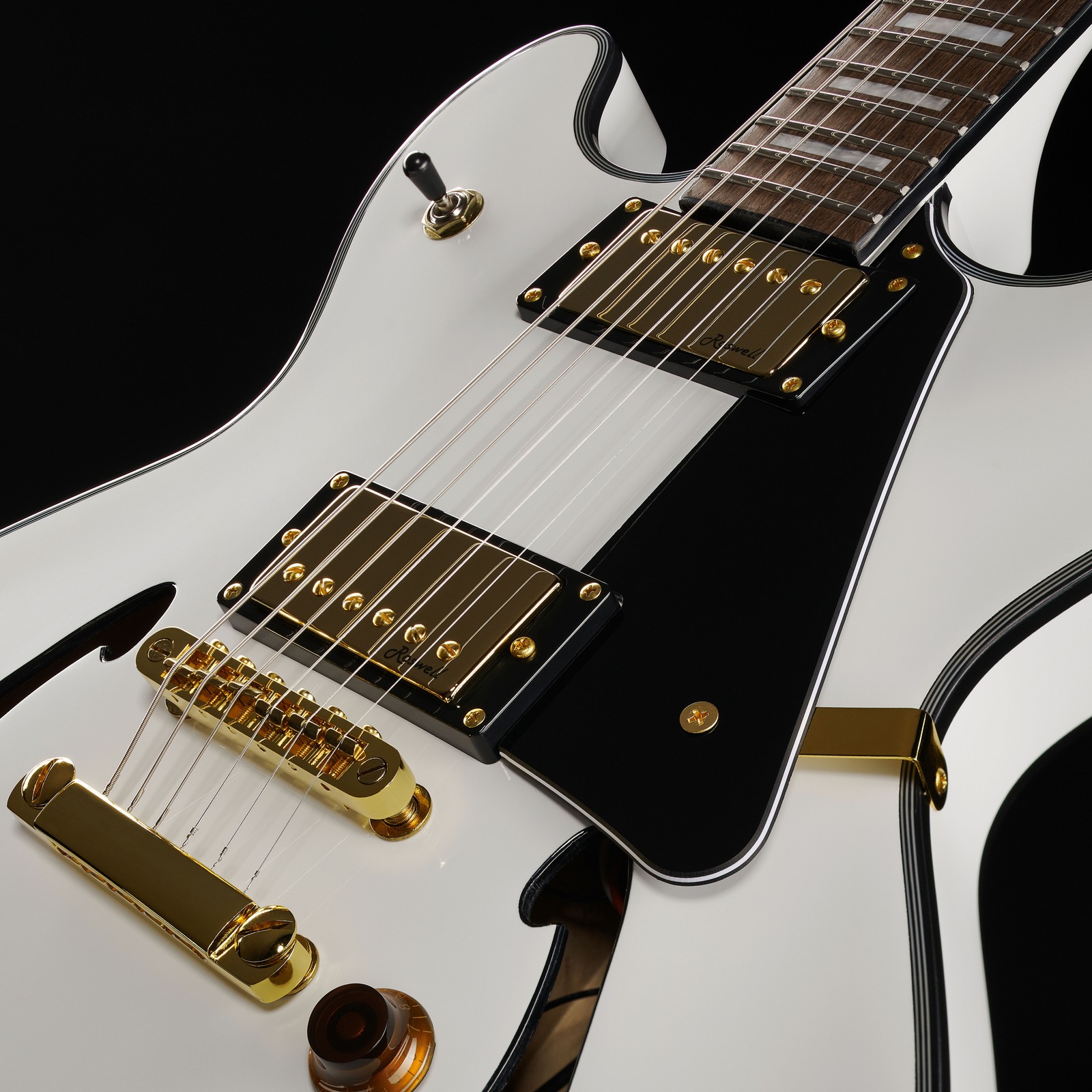 gold hardware and two humbuckers on the Harley Benton HB-35Plus White