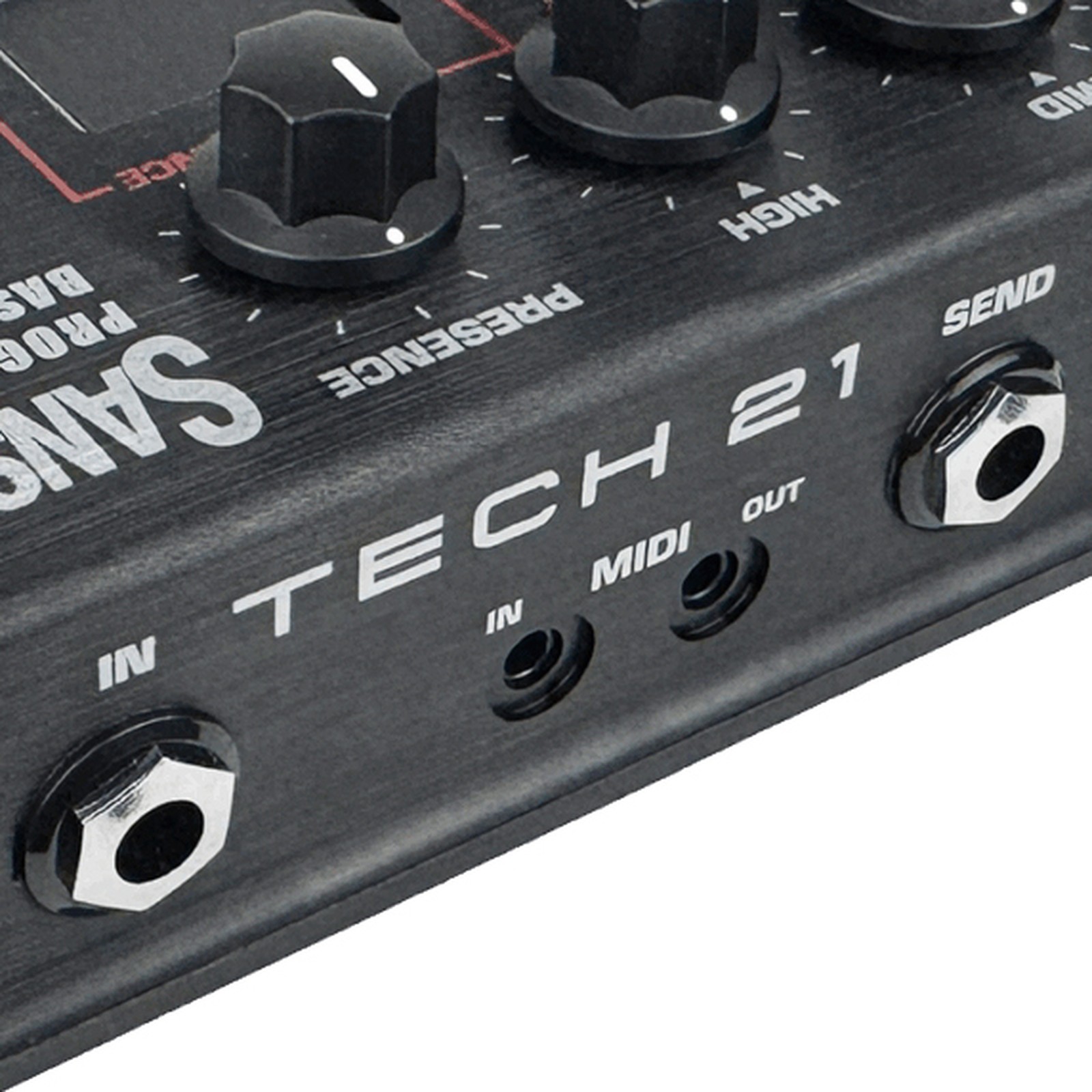 Rückseite des Tech 21 SansAmp Prog Bass Driver Elite mit Anschlüssen