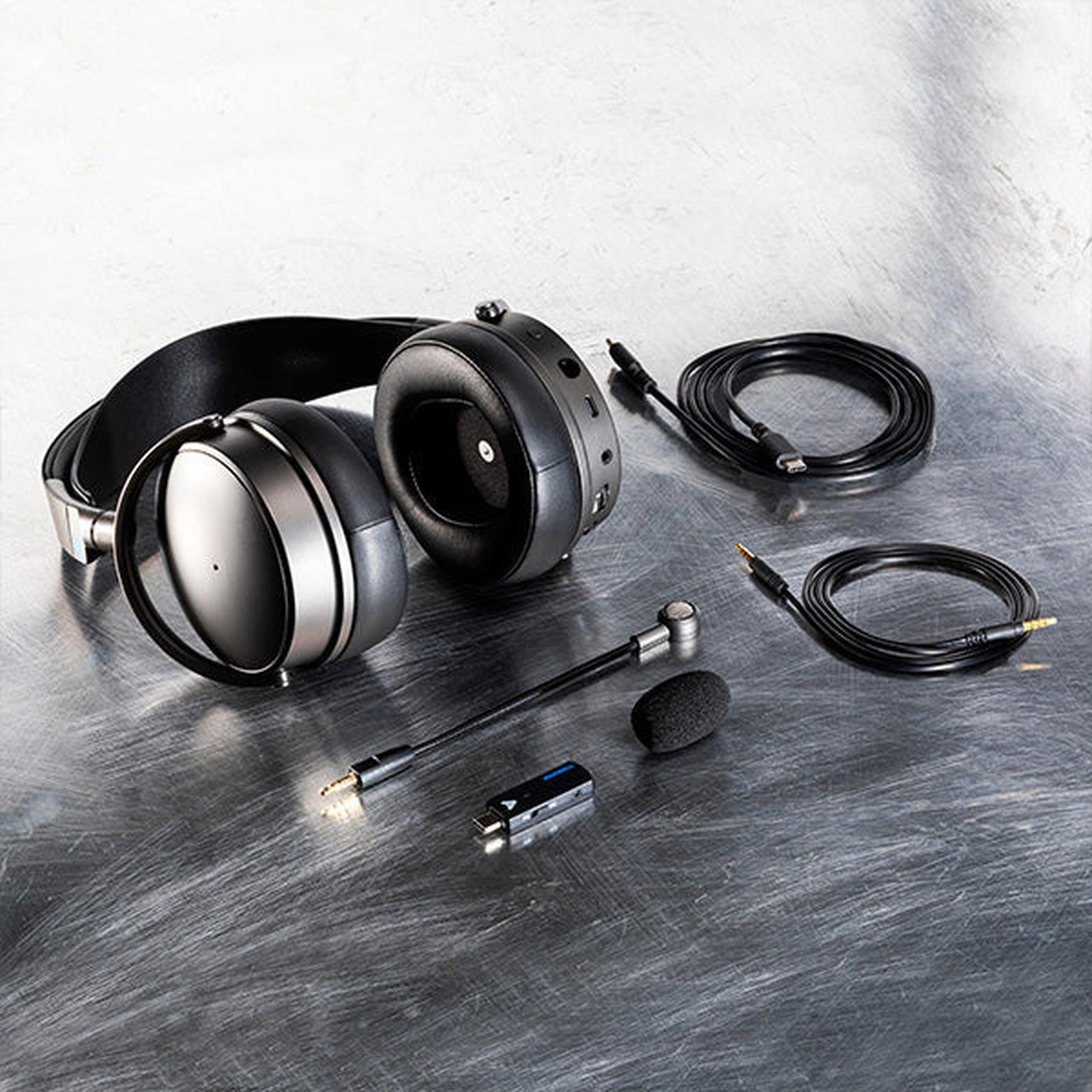 Audeze Maxwell for Xbox, Detail