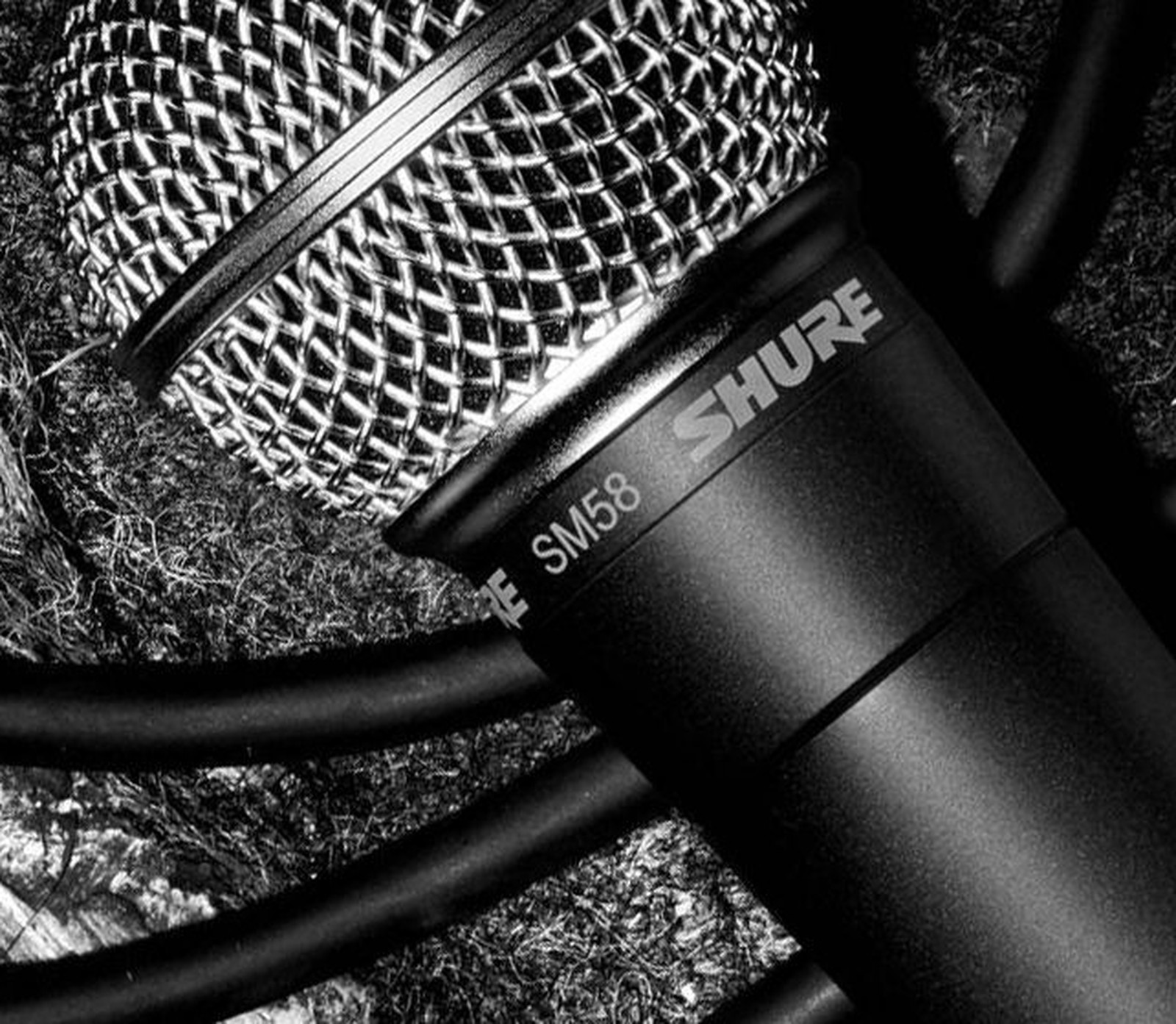Shure SM58S, dynamic microphone