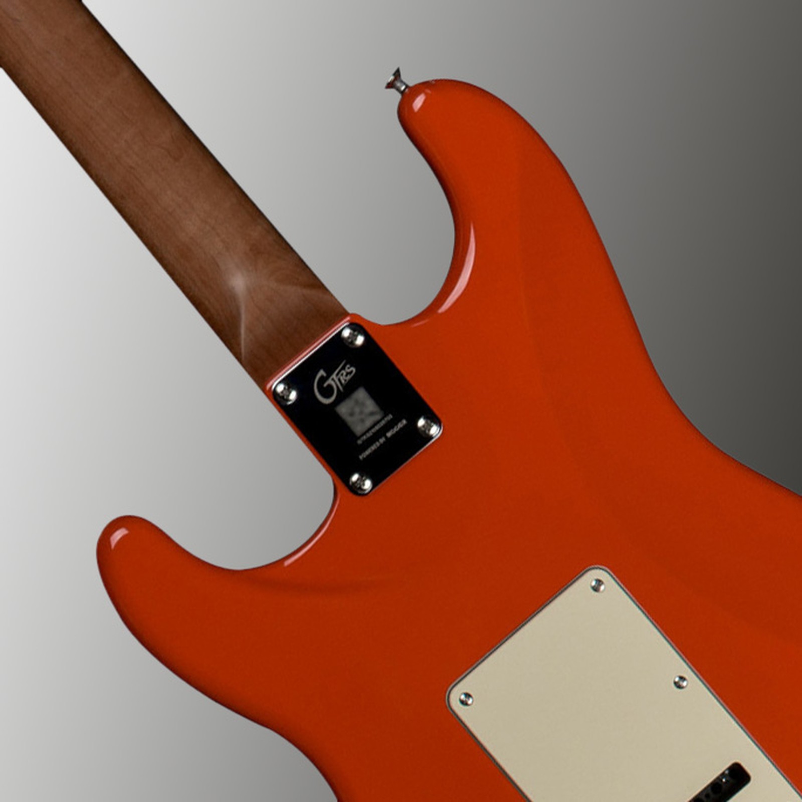 Geschraubter Hals auf der Rückseite der E-Gitarre Mooer GTRS Guitar Profess. 801 Fiesta Red