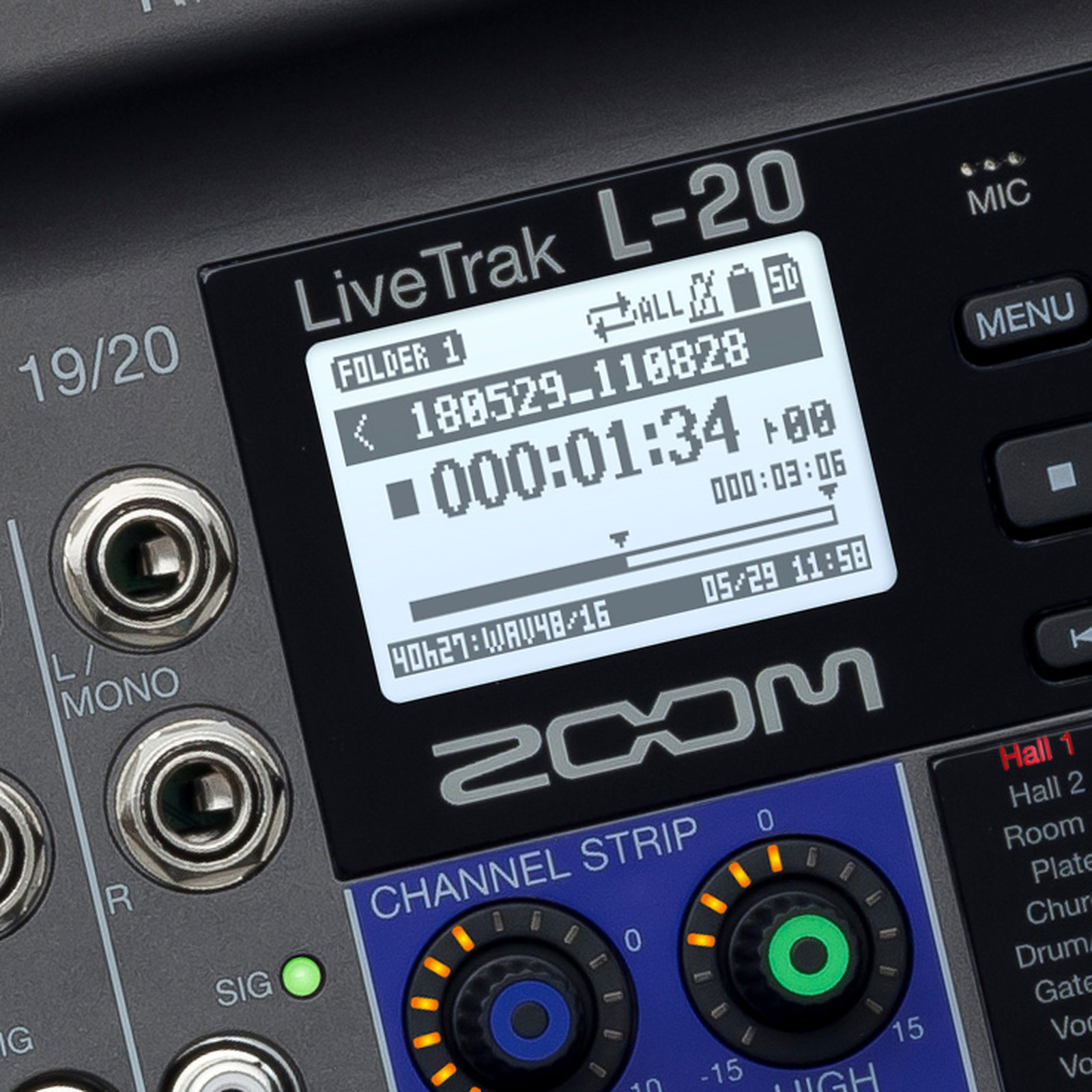 screen on the Zoom LiveTrak L-20
