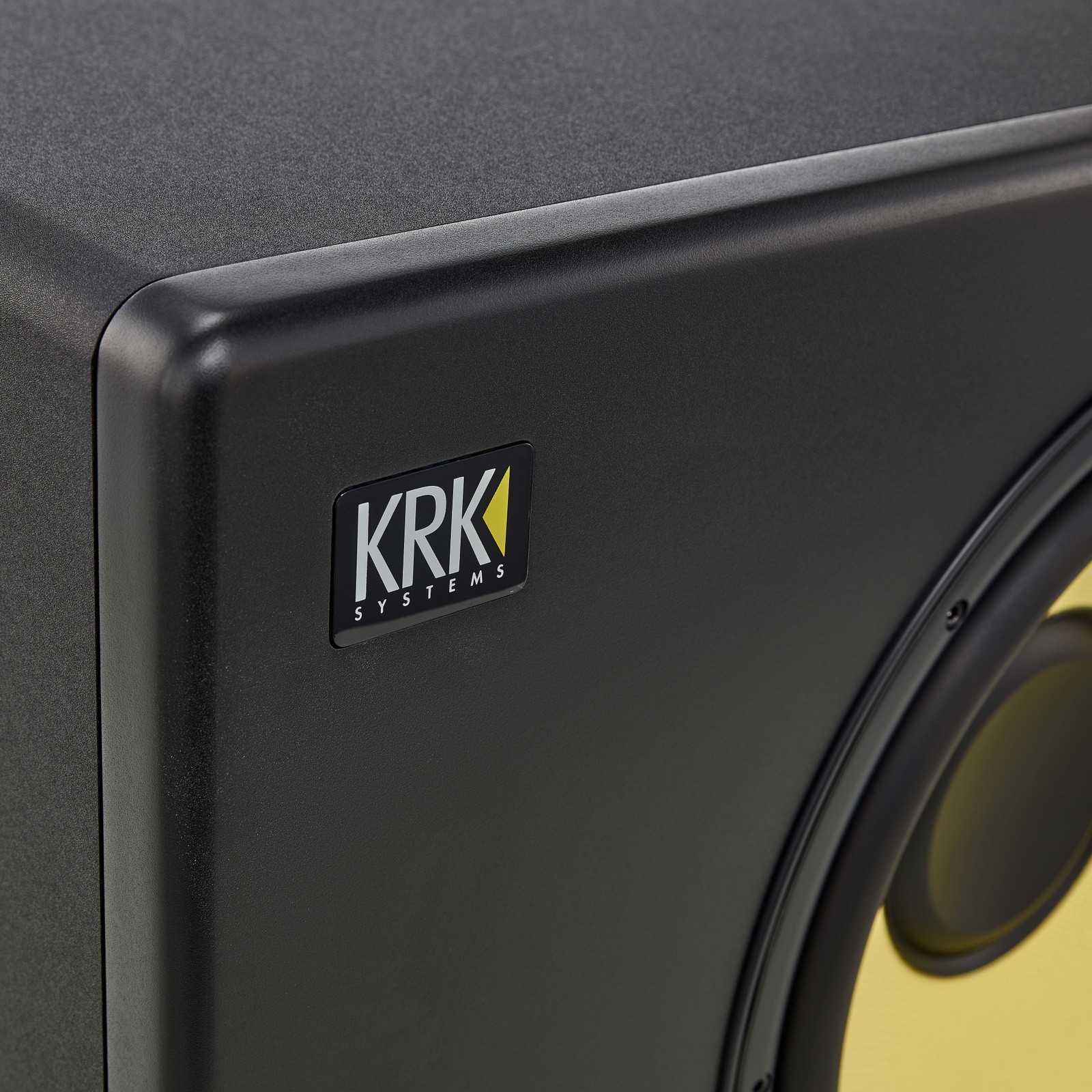 Vorderseite des KRK S12G4 mit Herstellerlogo