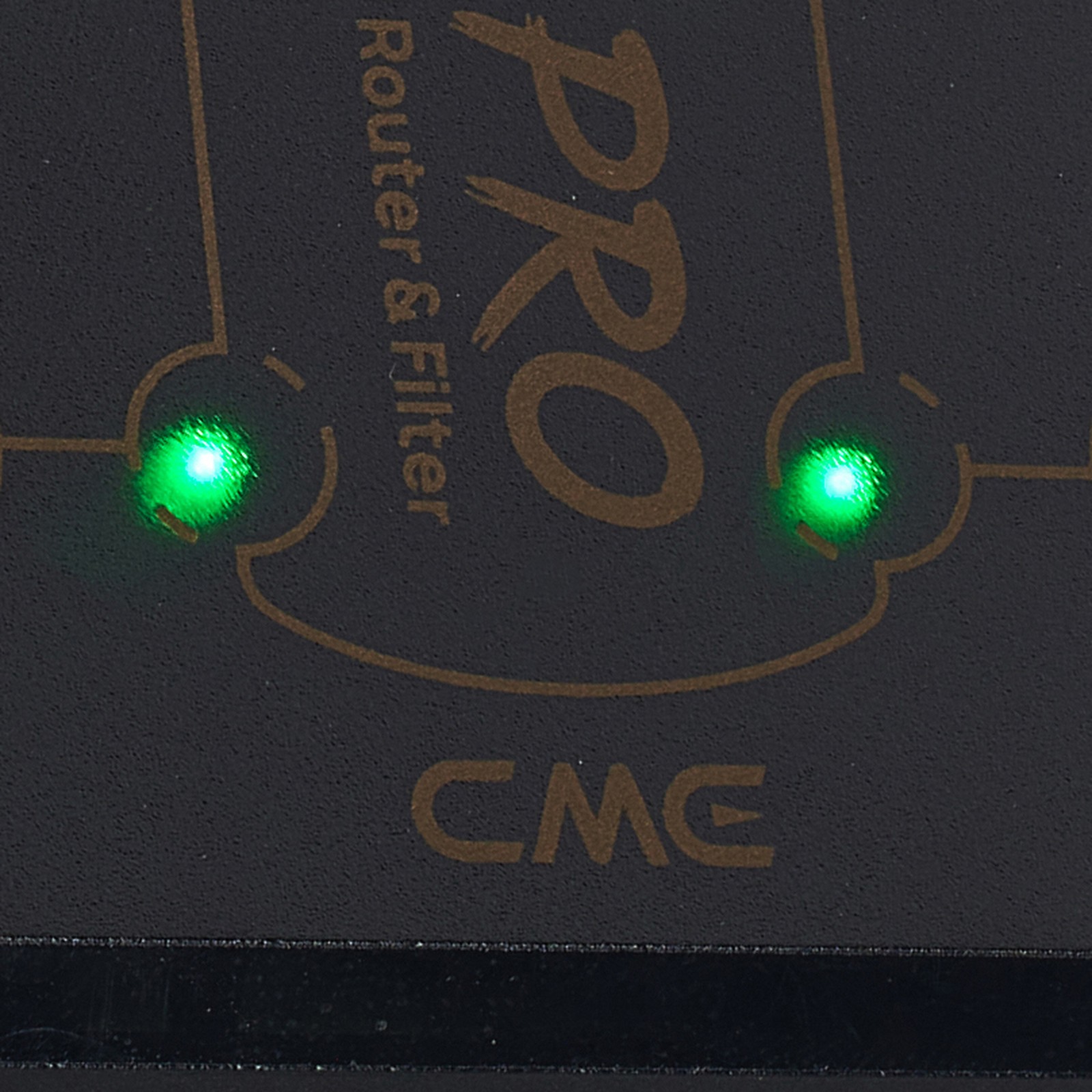 CME U6 MIDI Pro MIDI Interface, LED array
