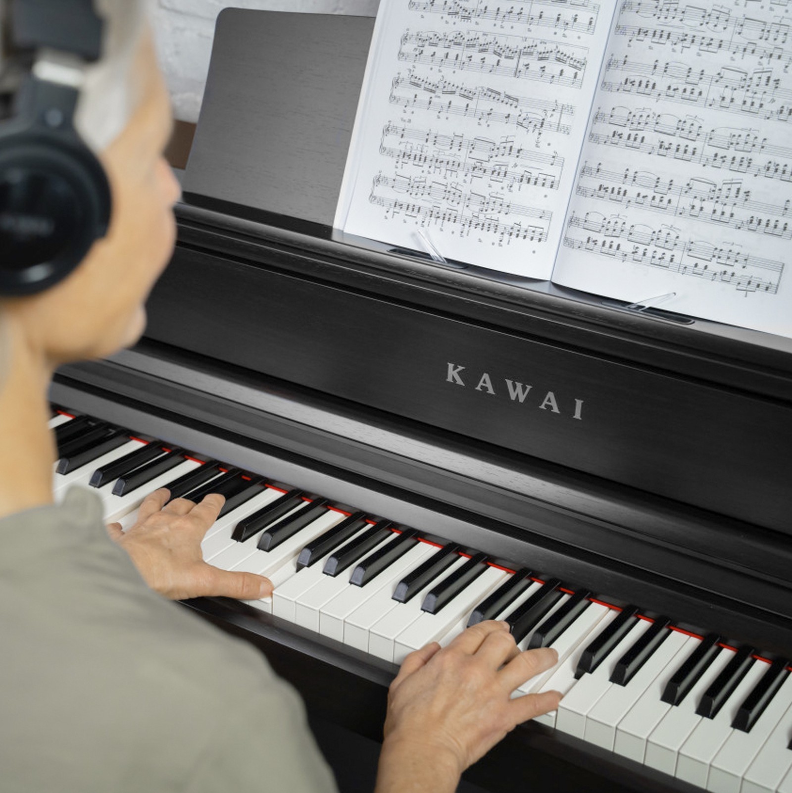Kawai CA-701 B, digital piano
