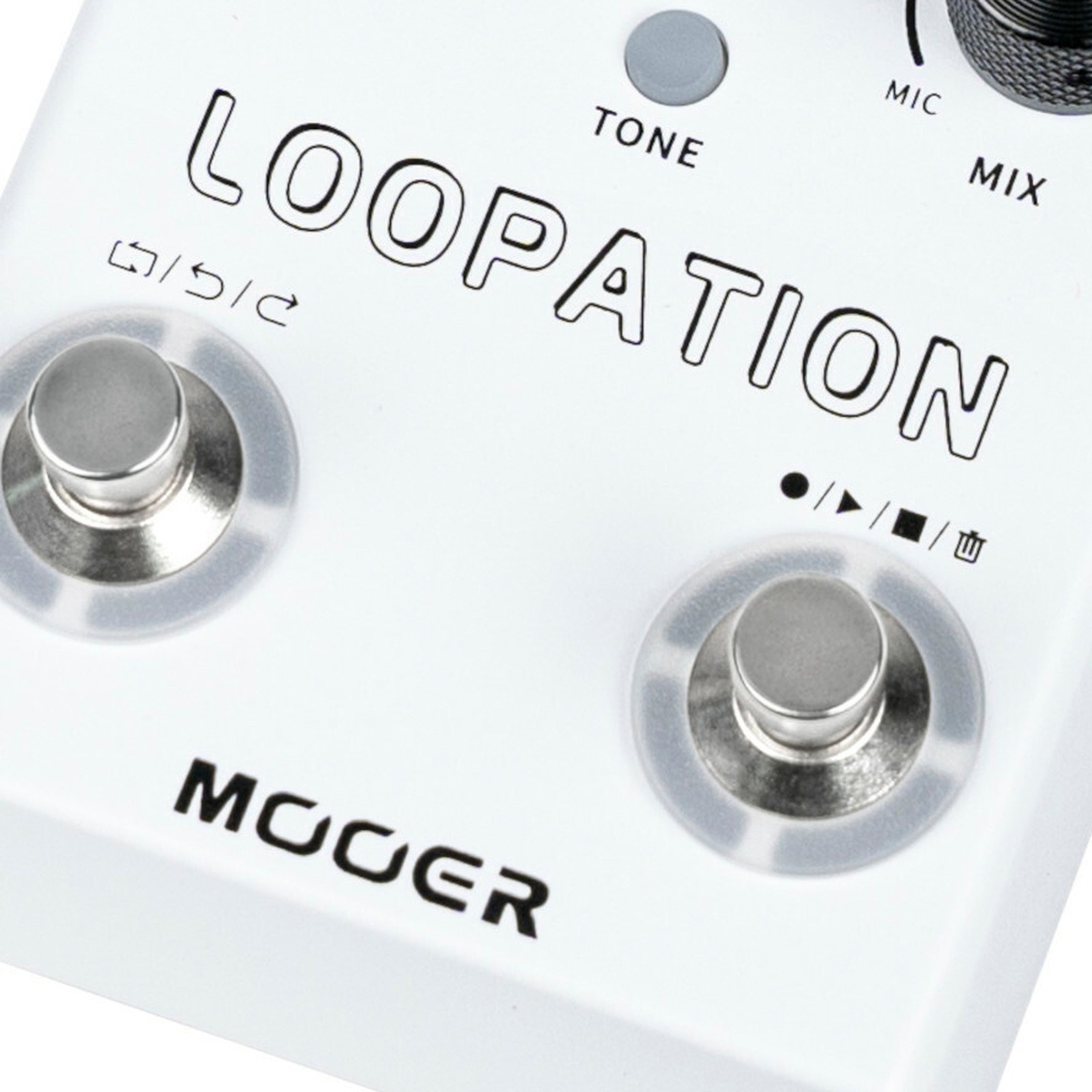 Mooer Logo auf dem Looper Effektpedal für Gitarre und Gesang