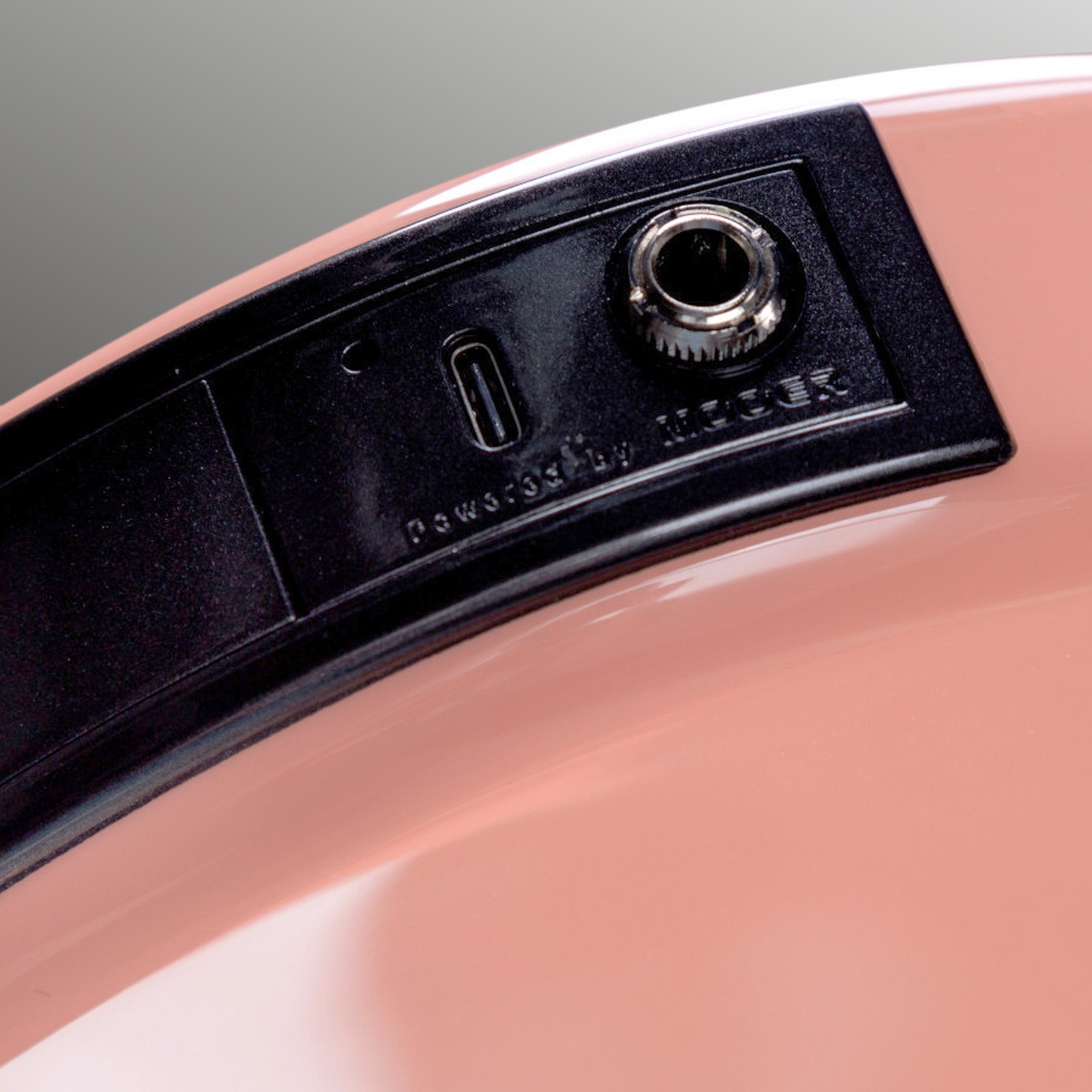 Connections on the Mooer GTRS Guitar Professional 801 FP