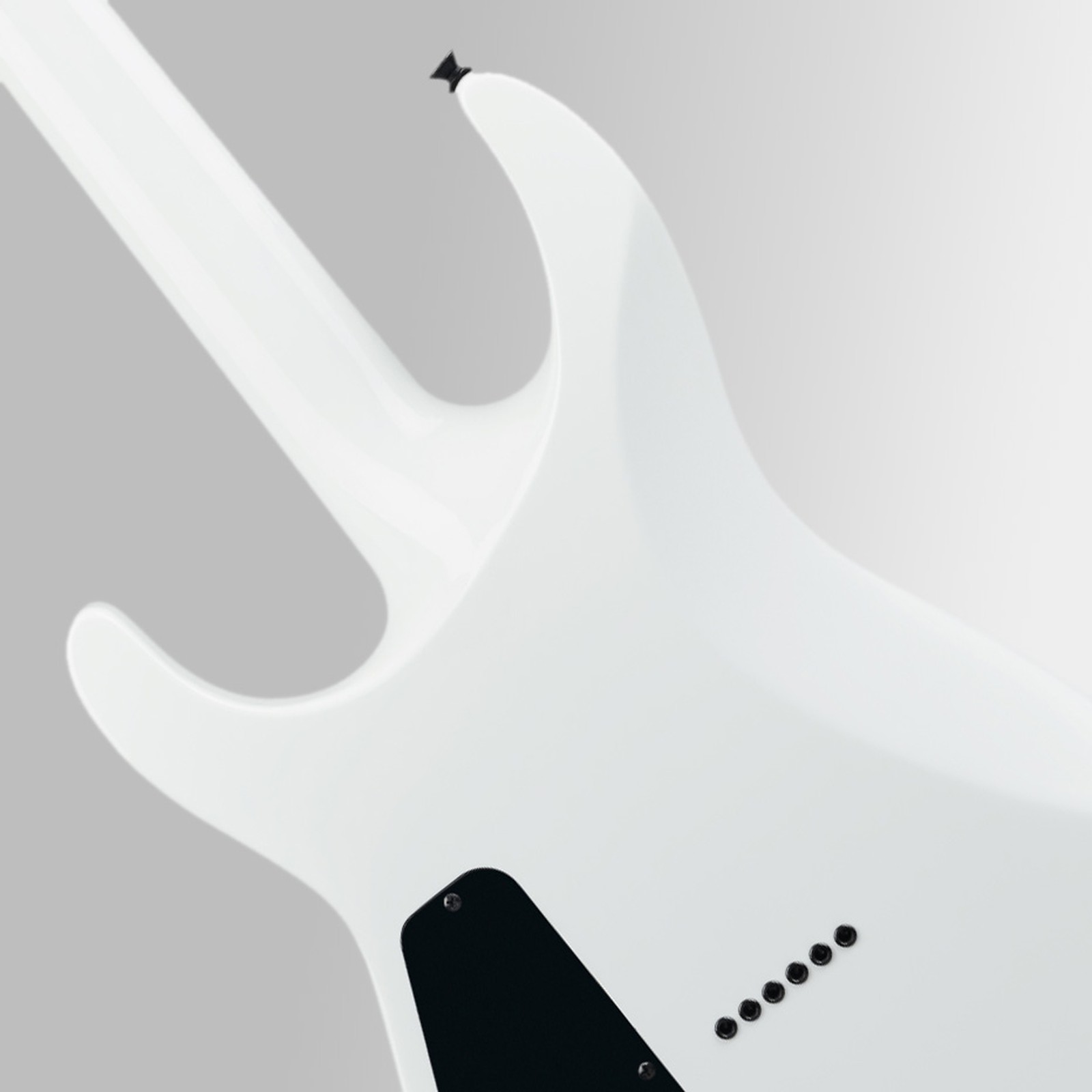 Abgerundeter Halsübergang am durchgehenden Hals der Jackson X Series SLXDX HT SN White 